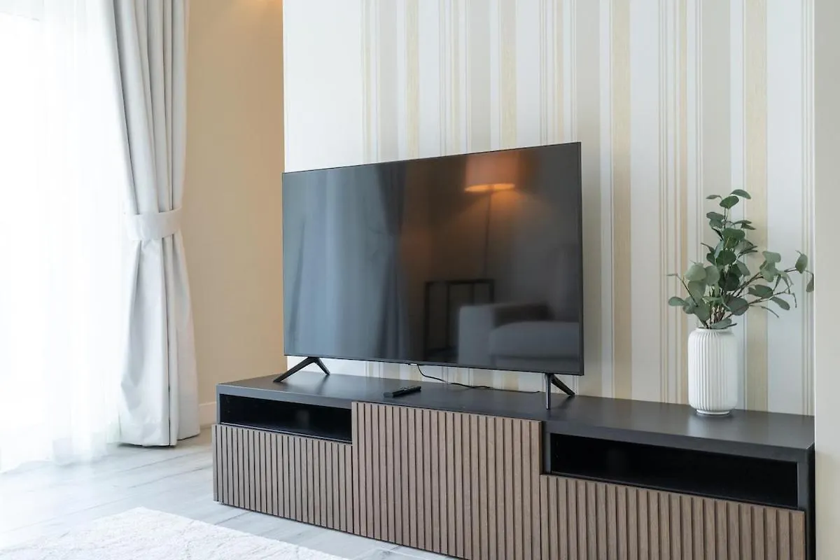Spectacular 1-Bedroom Perfect For 4 In The Greens دبي
